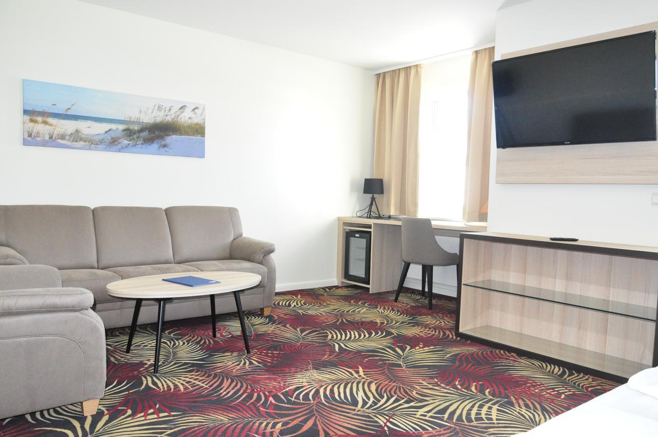 Avalon Hotel Bellevue Fehmarn Exterior foto